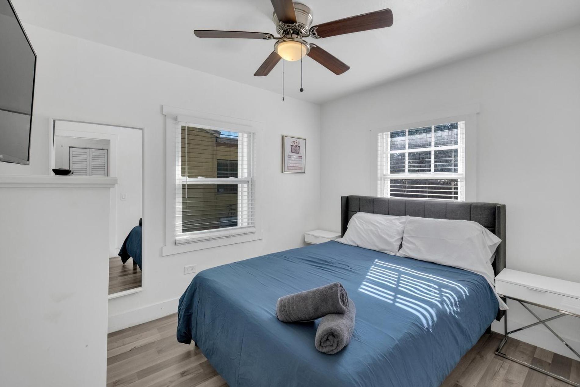 Happy House Miami! Same Name Everywhere - 3 Bedroom House - 1 King - 3 Queens Ferienhaus *